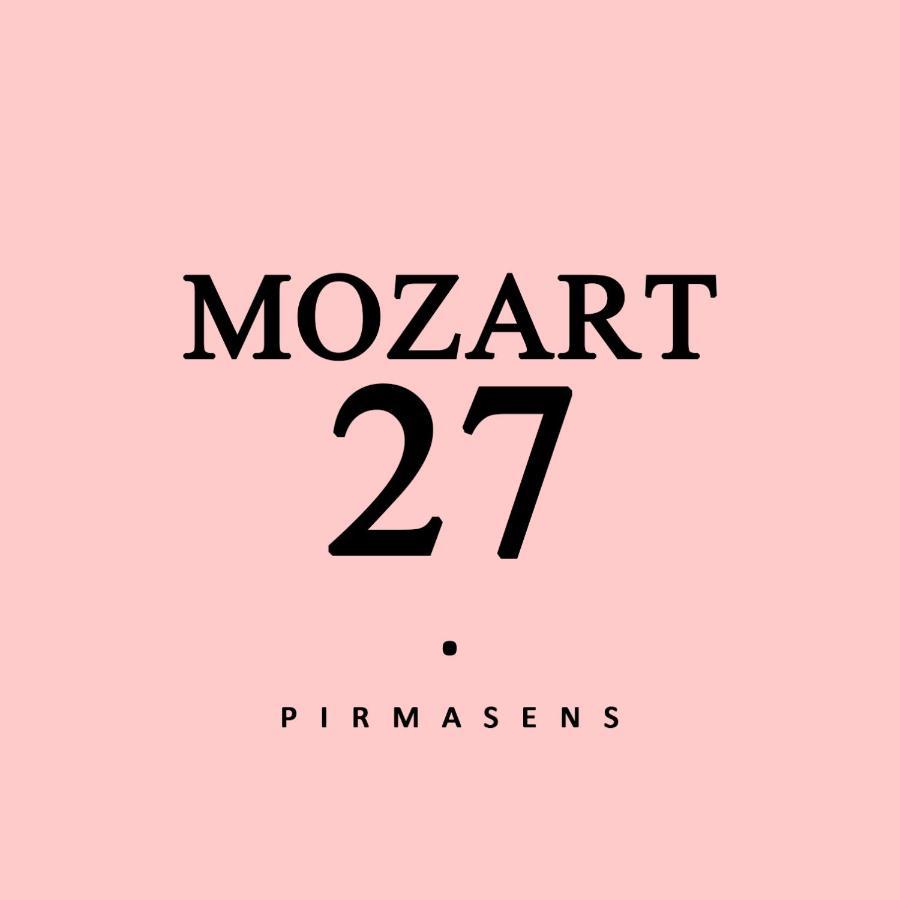 Mozart27 - Ferienwohnung ピルマゼンス エクステリア 写真