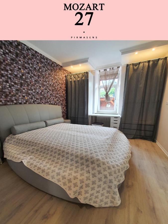 Mozart27 - Ferienwohnung ピルマゼンス エクステリア 写真